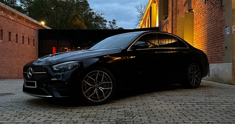 Mercedes-Benz Klasa E cena 207000 przebieg: 64000, rok produkcji 2020 z Goleniów małe 781